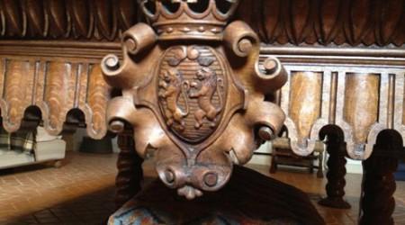 Carving details of The Bandes Monarch, restoration project by Billiard Restoration Service