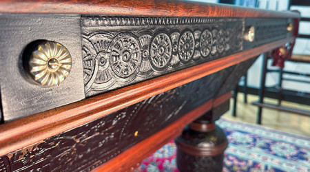 Side detail of the Benedict Embossed billiard table