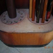 Antique Double Spindle Rotating Cue Rack (bottom view)