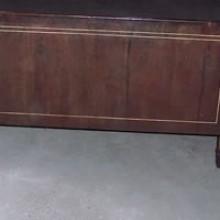 Side-view of Arcade or Kling billiards bench